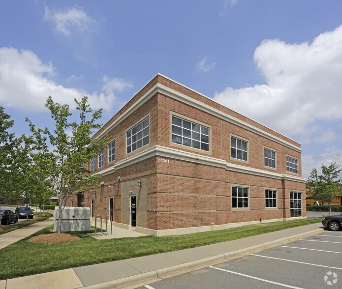 More Photos Of 11301 Golf Links Dr N, Charlotte Medical For Lease