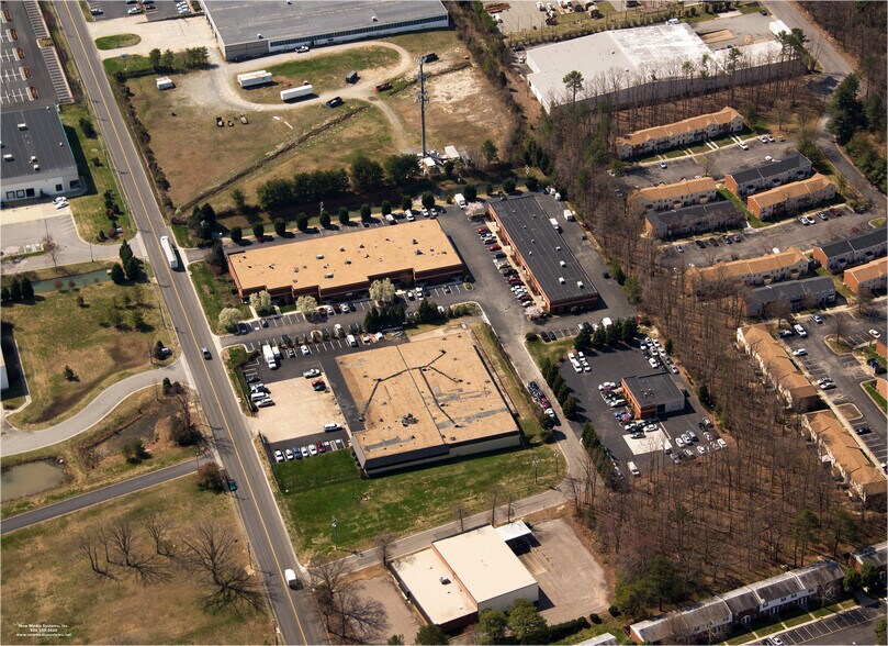 More Photos Of 5350 Lewis Rd, Sandston Research And Development For Lease