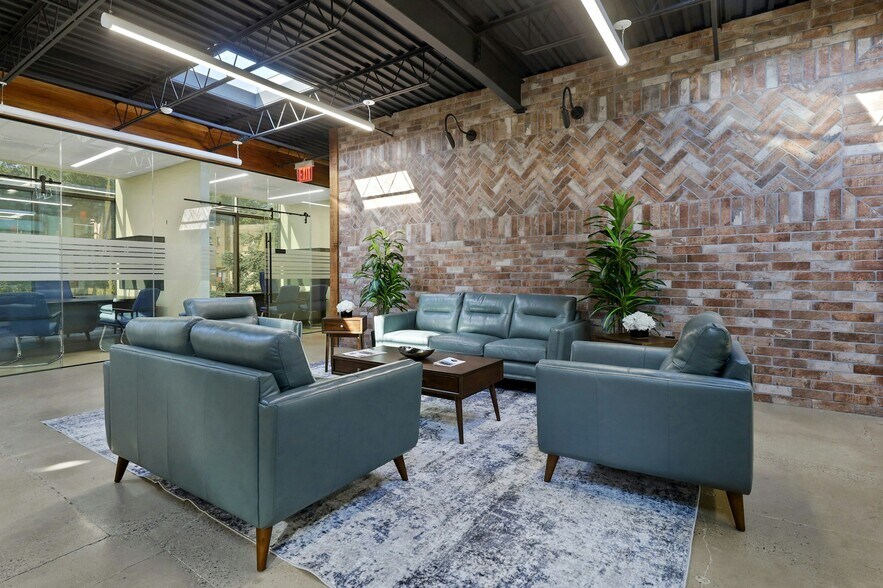 More Photos Of 85 Orient Way, Rutherford Loft Creative Space For Lease