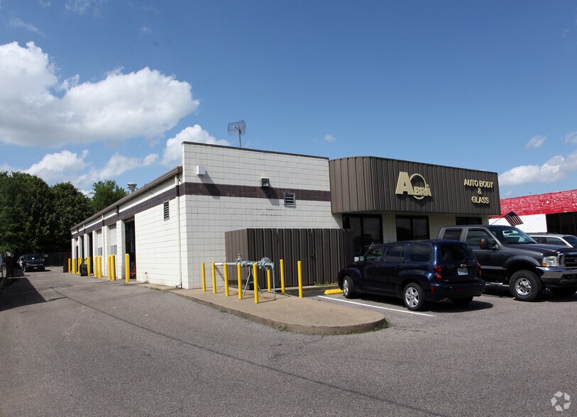 More Photos Of 7980 Patriot Dr, Cordova Auto Repair For Sale