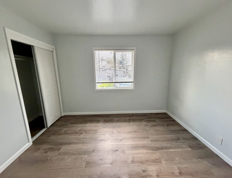 More Photos Of 1533 Julia St, Berkeley Multifamily For Sale