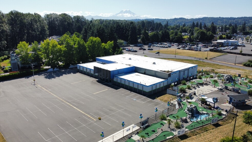 More Photos Of 1113 N Meridian, Puyallup Skating Rink For Sale