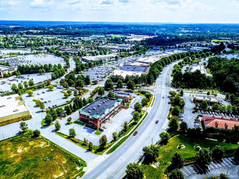 More Photos Of 8052 Mall Pky, Lithonia Medical For Sale