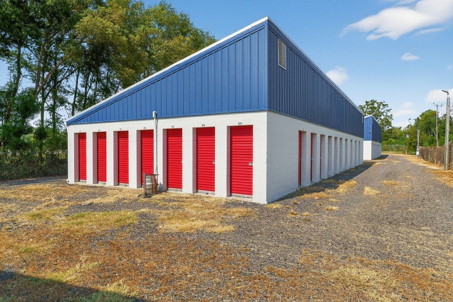 More Photos Of 13396 76th St, Live Oak Self Storage For Sale