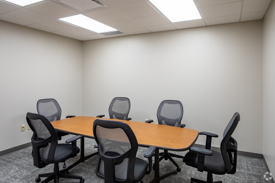 More Photos Of 2357 Warm Springs Rd, Columbus Office For Sale