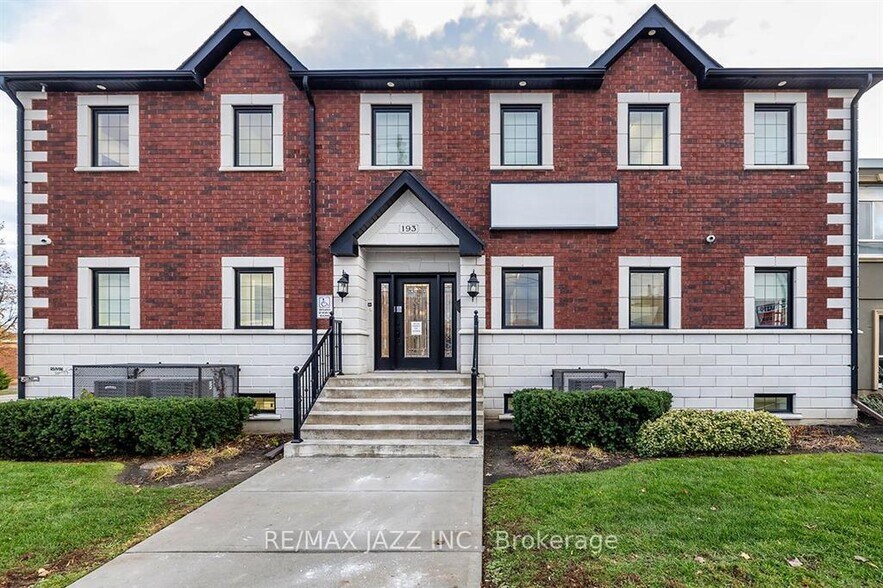 Primary Photo Of 193 King St E, Oshawa Office For Sale
