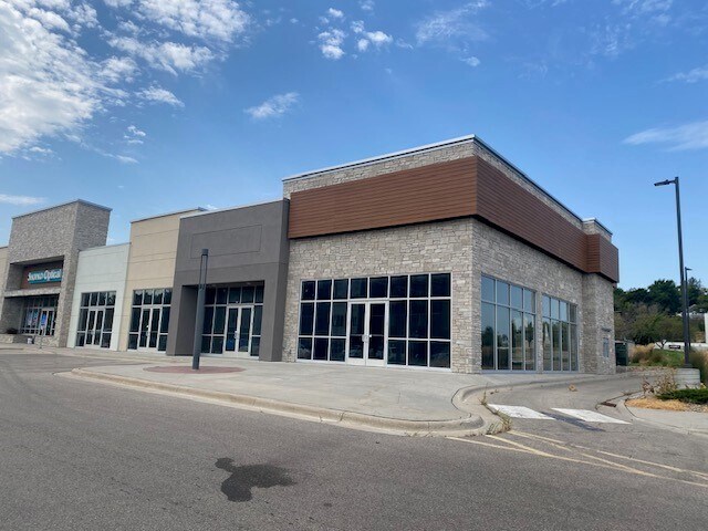 More Photos Of 1620 Broadway Ave S, Rochester Restaurant For Lease