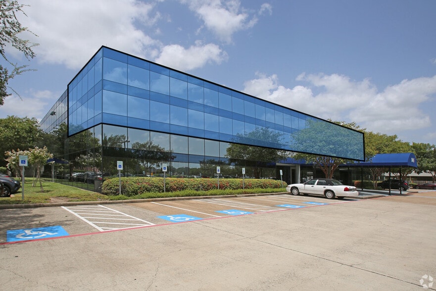 More Photos Of 1045 Gemini St, Houston Medical For Lease