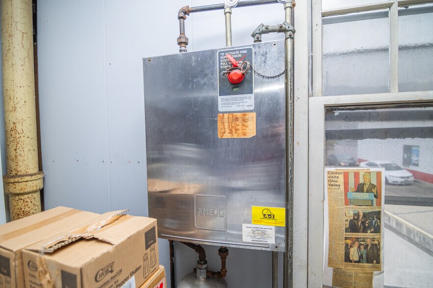 More Photos Of 881 National Rd, Bridgeport Restaurant For Sale