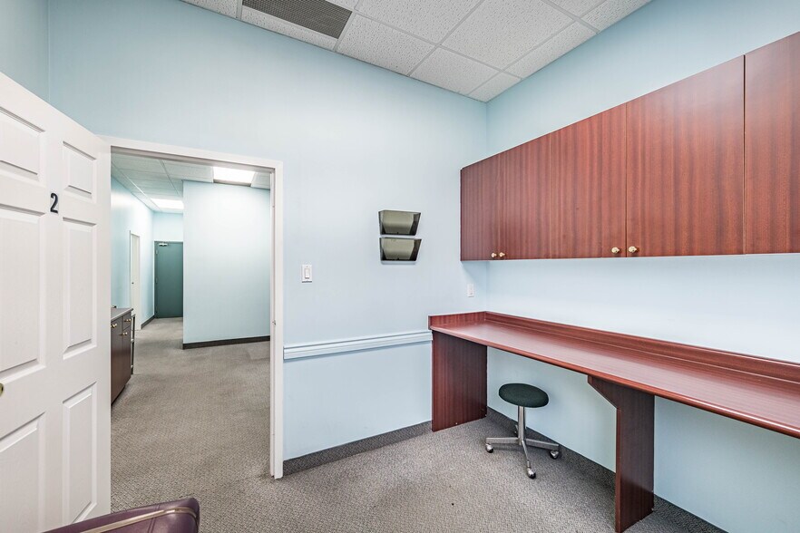 More Photos Of 1625 Albion Rd, Toronto Medical For Sale