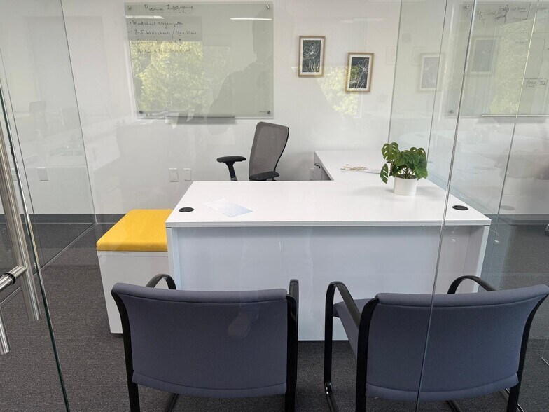 More Photos Of 2050 Route 27, North Brunswick Office For Lease