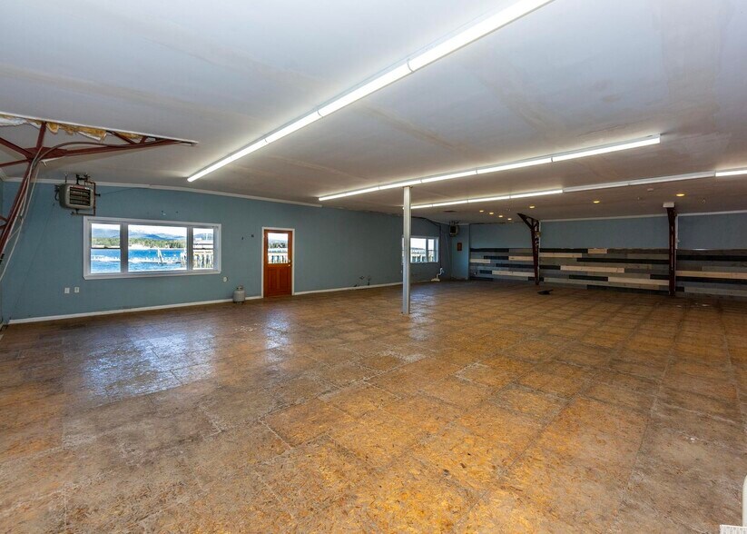 More Photos Of 109 Shore Rd, Southwest Harbor Flex For Sale