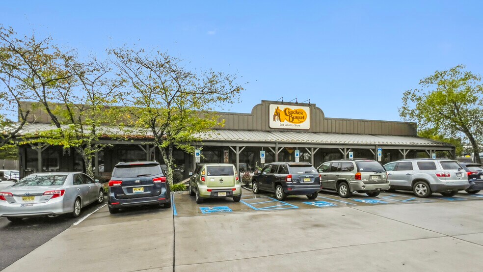 More Photos Of 14 Frontage Rd, Clinton Restaurant For Sale