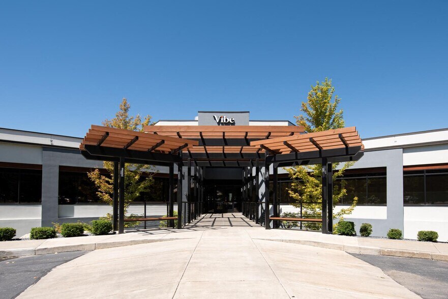 More Photos Of 6440 S Wasatch Blvd, Salt Lake City Office For Lease