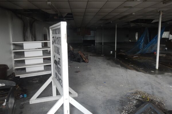 More Photos Of 450 W Michigan Ave, Battle Creek Storefront For Sale