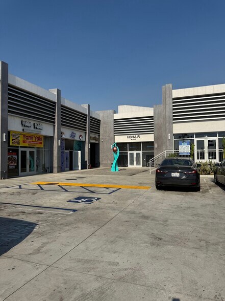 More Photos Of 1530 S Alameda St, Los Angeles General Retail For Lease