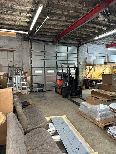 More Photos Of 1857 W Walnut St, Allentown Light Manufacturing For Sale