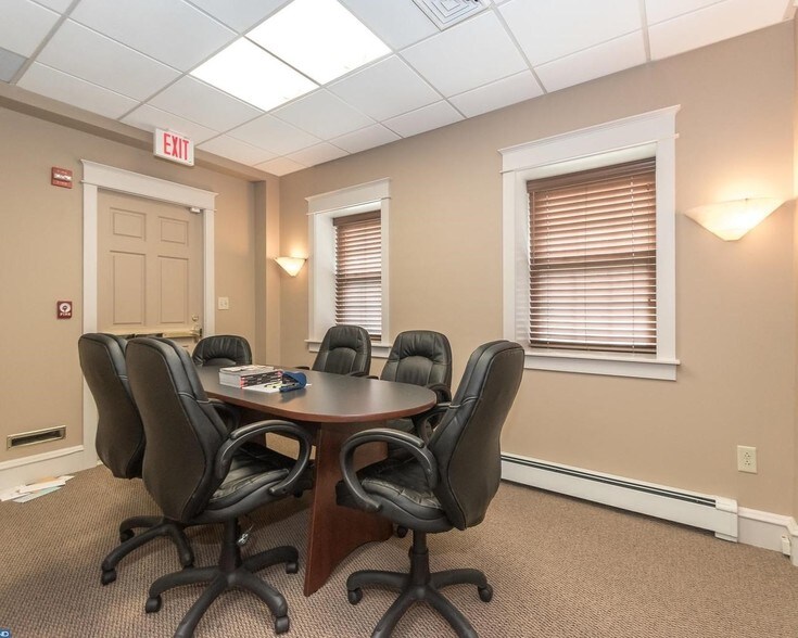 More Photos Of 724 S Broad St, Lansdale Office For Sale
