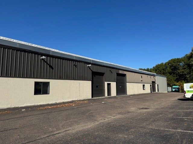 Primary Photo Of 156 Acorn Ln, Colchester Warehouse For Lease