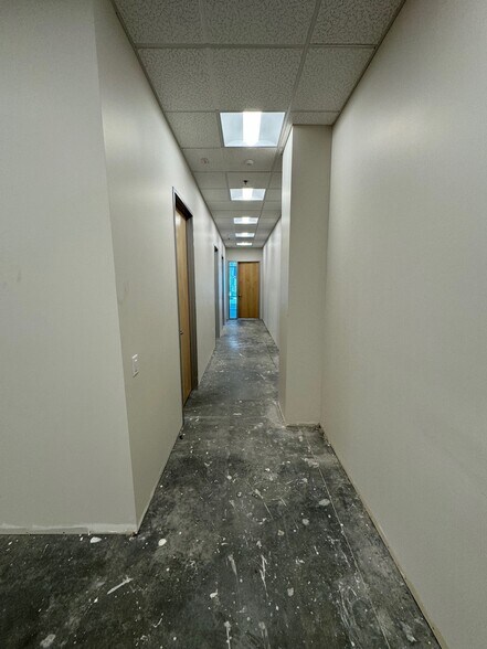 More Photos Of 25425 Orchard Village Rd, Santa Clarita Medical For Sale