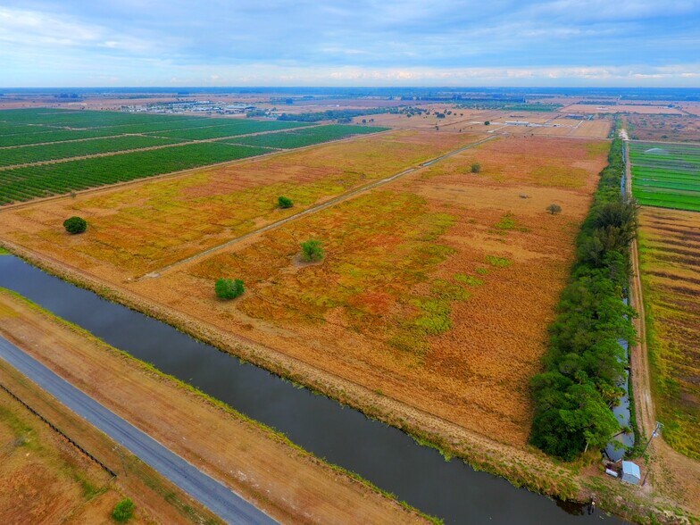 More Photos Of 5886 S Header Canal Rd, Fort Pierce Land For Sale