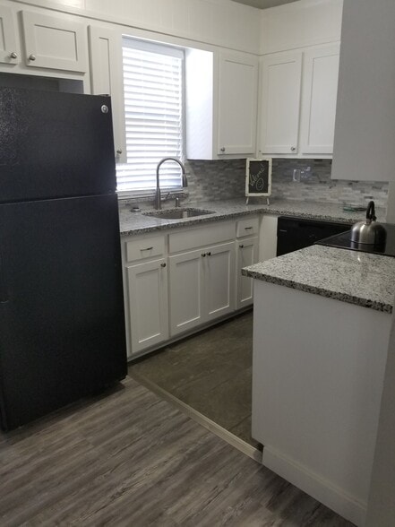 More Photos Of 200 NE 14th St, Oklahoma City Apartments For Sale