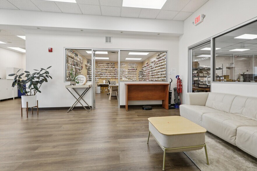 More Photos Of 7-9 Ridgefield, Ridgefield Park Flex For Lease