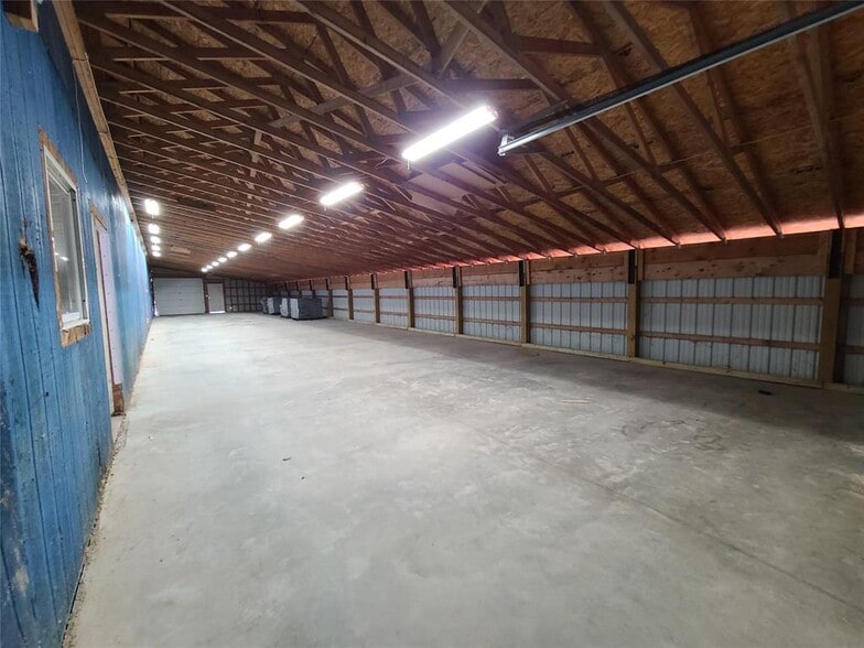 More Photos Of 4547 State Route 52, Jeffersonville Auto Repair For Sale