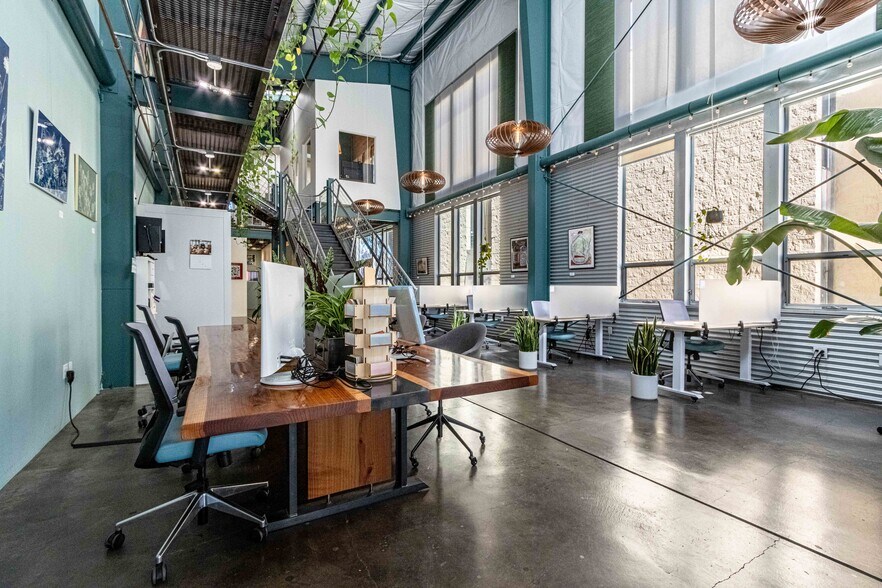 More Photos Of 6940 Burnett St, Sebastopol Office For Sale