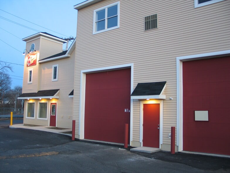 More Photos Of 15 S 7th Ave, Long Branch Self Storage For Lease