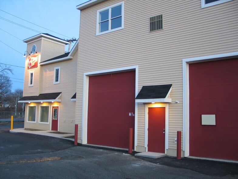 More Photos Of 15 S 7th Ave, Long Branch Self Storage For Lease
