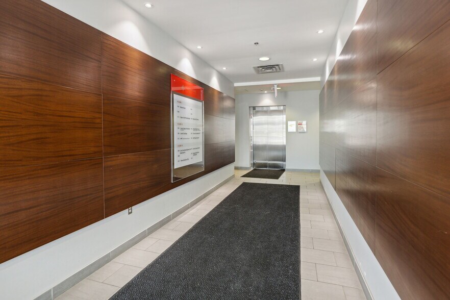 More Photos Of 7005 Fairmount Dr SE, Calgary Medical For Sale