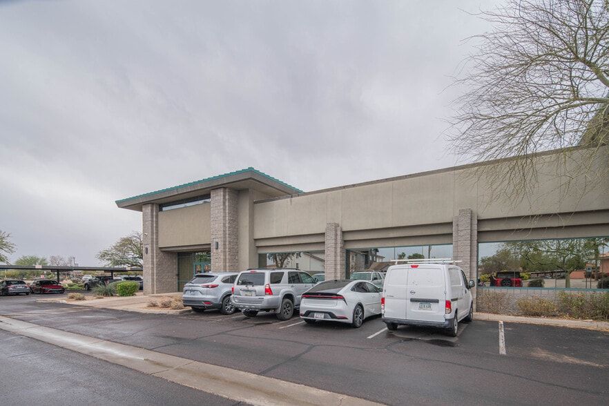 More Photos Of 12515 W Bell Rd, Surprise Office For Lease