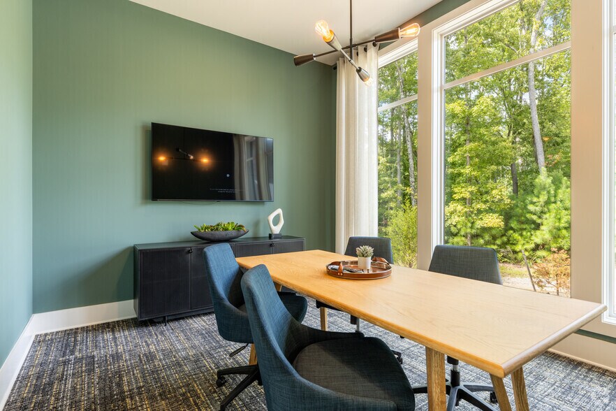 More Photos Of 12801 Lucks Ln, Midlothian Apartments For Sale