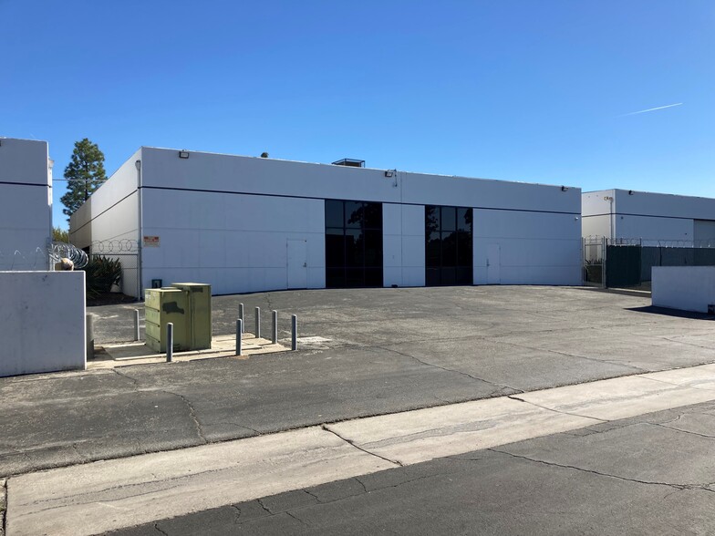 More Photos Of 1836 Commercenter Cir, San Bernardino Research And Development For Lease