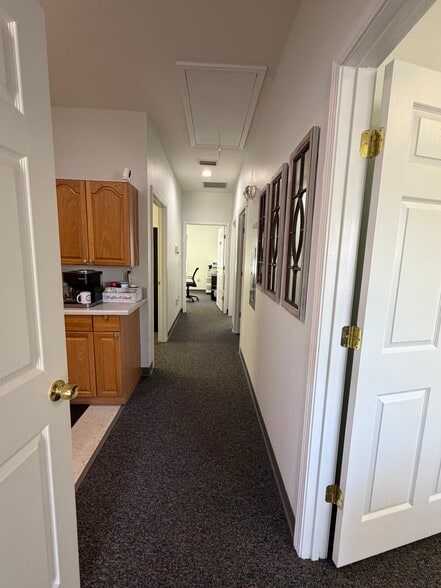 More Photos Of 3450 Dunn Ave, Jacksonville Unknown For Lease