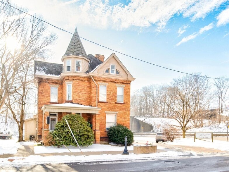 More Photos Of 413 Bridge St, Beaver Healthcare For Sale