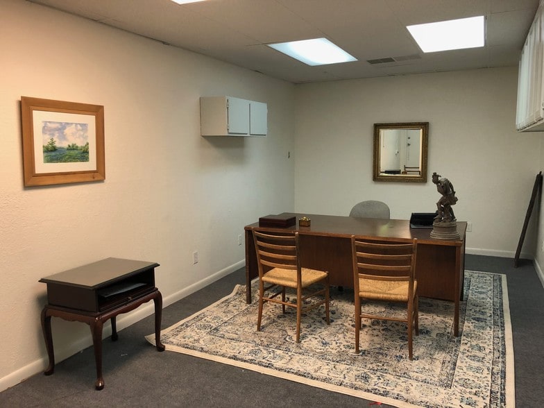 More Photos Of 2909 Lackland Rd, Fort Worth Medical For Lease