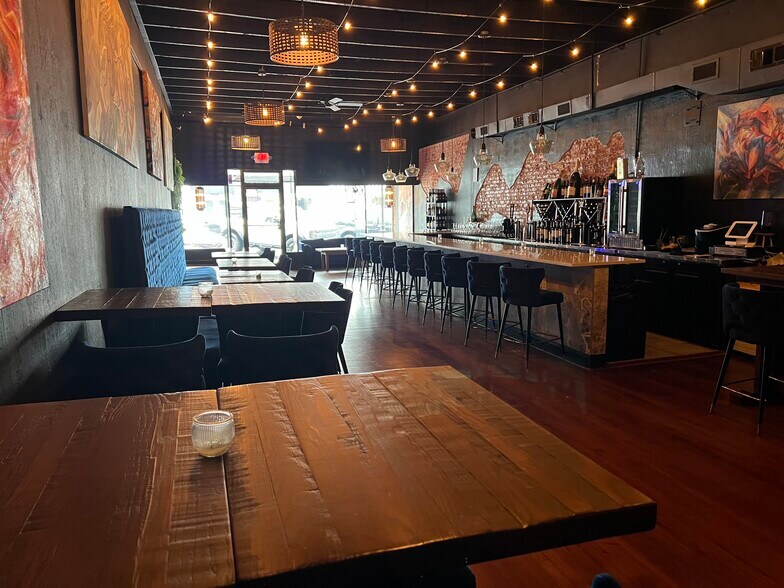 More Photos Of 79 E Main St, Buford Storefront For Sale