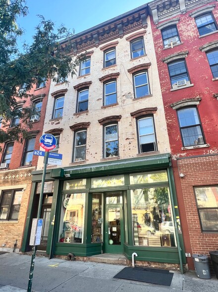 Primary Photo Of 98 Greenpoint Ave, Brooklyn Apartments For Sale
