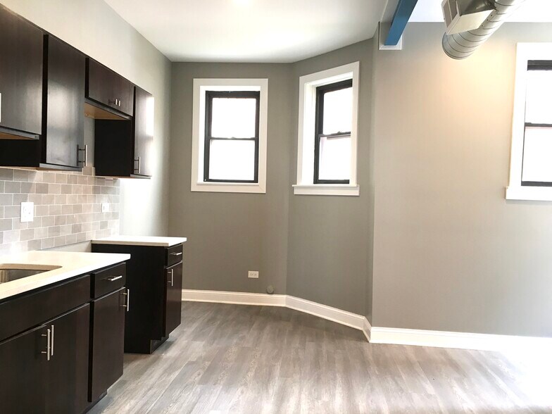 More Photos Of 1619 E 70th St, Chicago Apartments For Sale