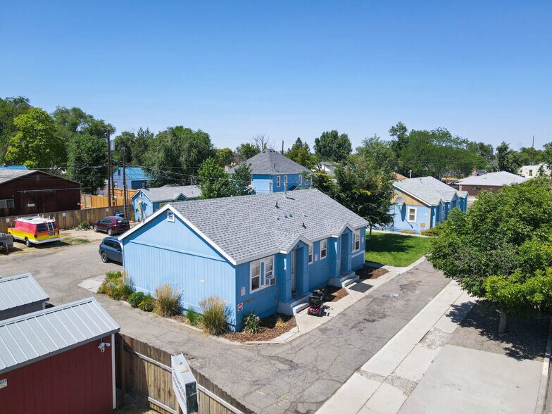 More Photos Of 124 NW 4th Ave, Ontario Apartments For Sale