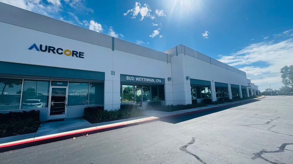 More Photos Of 25691 Atlantic Ocean Dr, Lake Forest Light Distribution For Lease