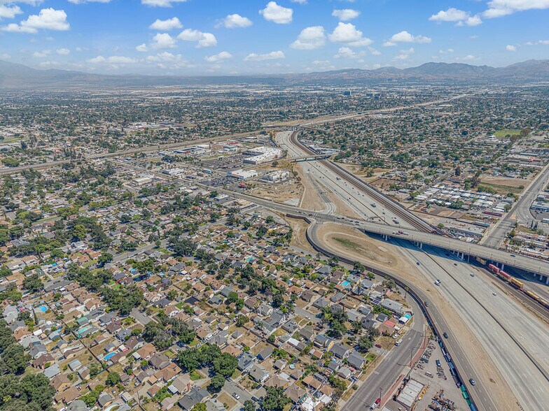 More Photos Of 1208 W Highland Ave, San Bernardino Auto Dealership For Lease