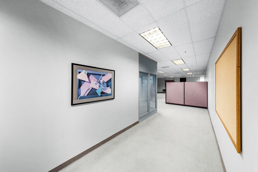 More Photos Of 601 S Sanden Blvd, Wylie Medical For Lease