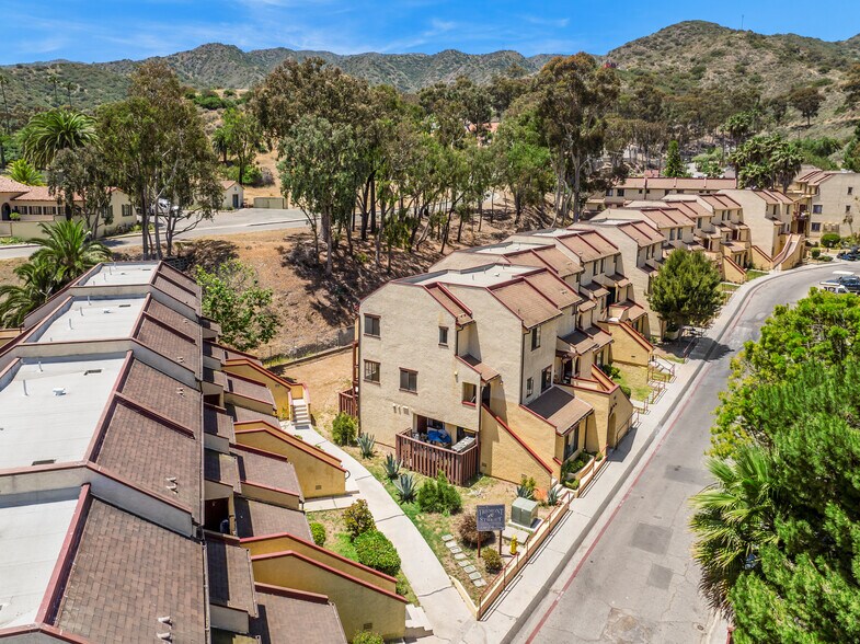 Primary Photo Of 321 Tremont St, Avalon Apartments For Sale