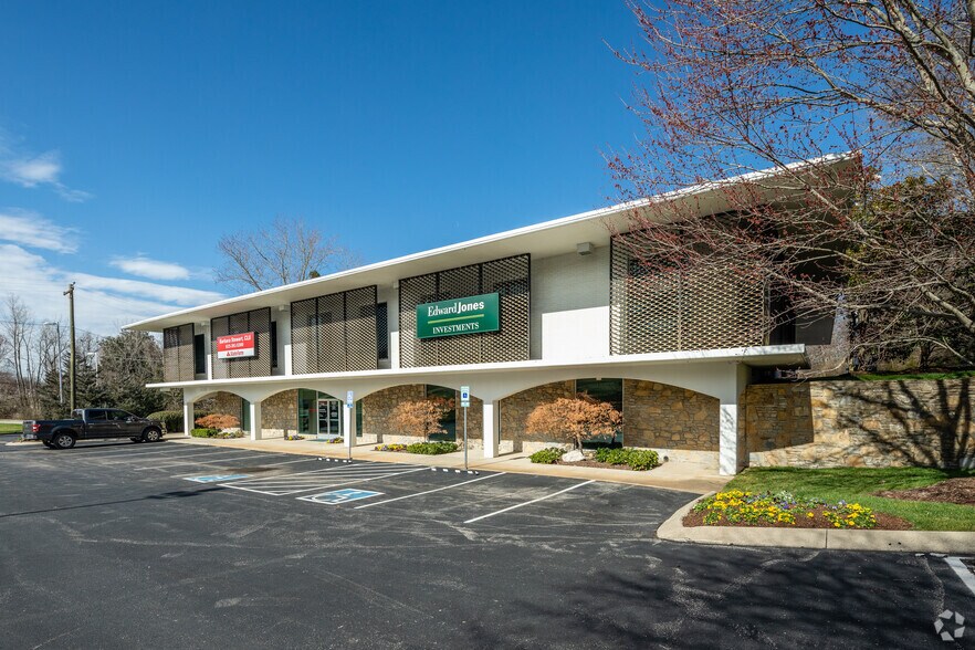 More Photos Of 2900 Lebanon Pike, Nashville Office For Lease