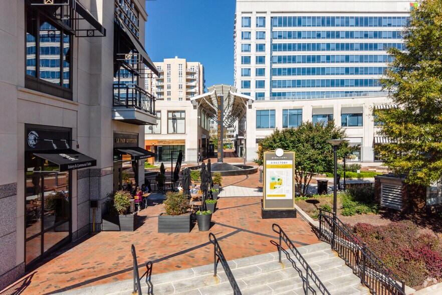 More Photos Of 5404 Wisconsin Ave, Chevy Chase Unknown For Lease