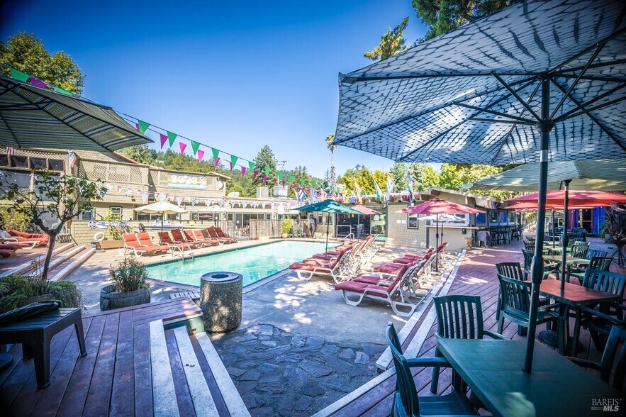 More Photos Of 16390 4th St, Guerneville Hotel For Sale