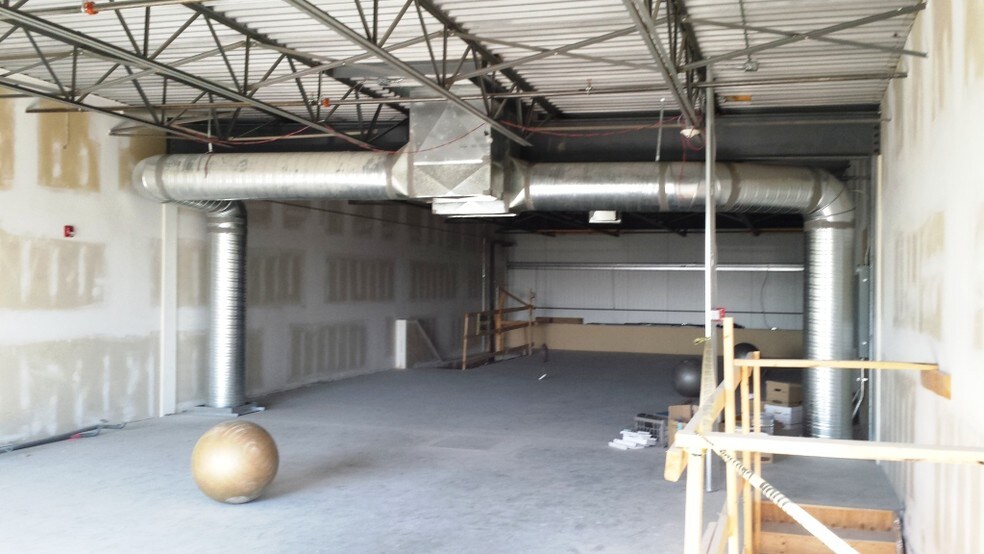 More Photos Of 134 Pembina Rd, Sherwood Park Flex For Sale